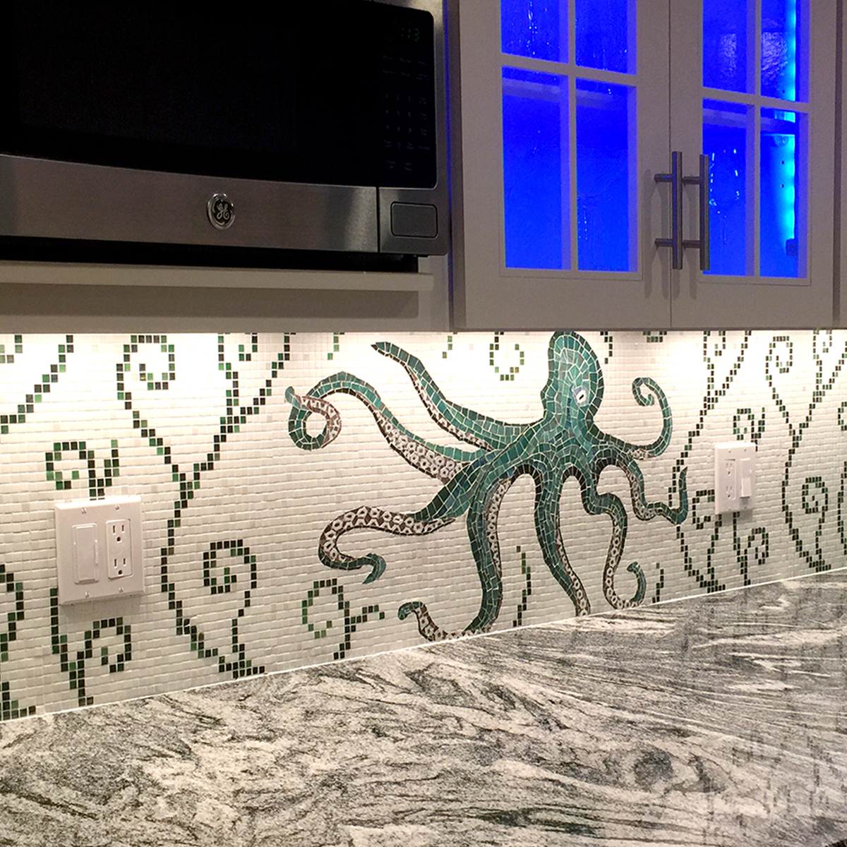 mosaic-backsplash-design-octopus
